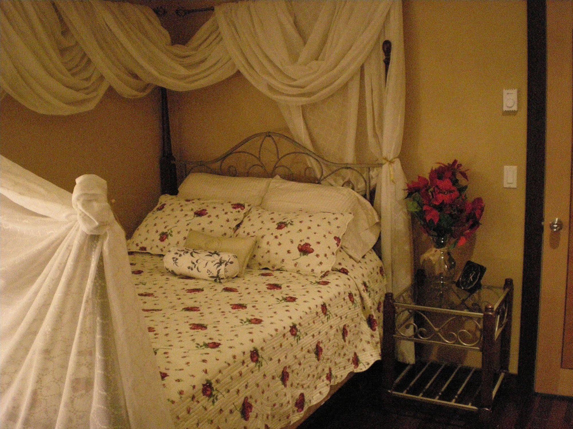 Bed and Breakfast Davis Brook Retreat Sechelt Exterior foto